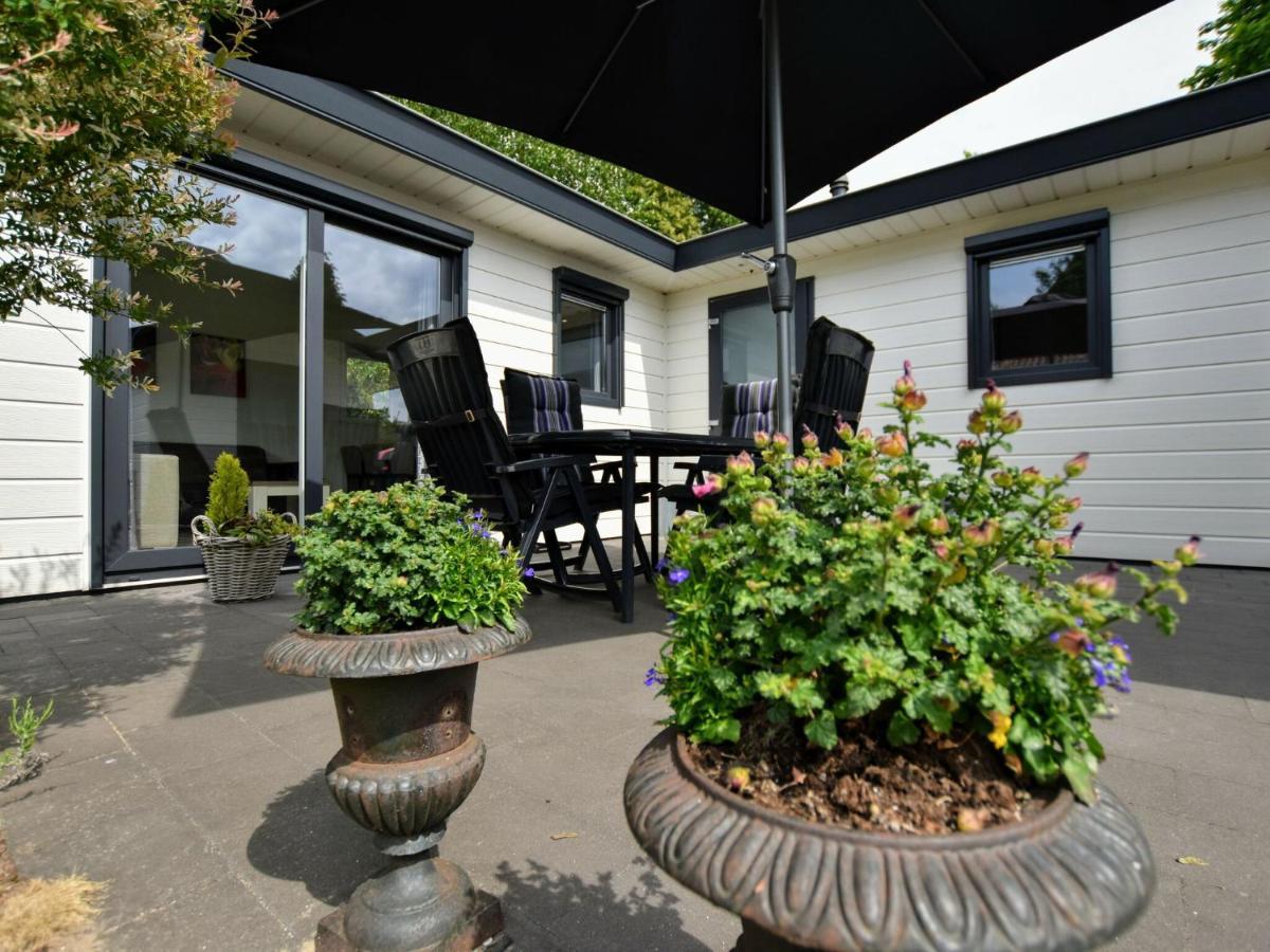 Spacious Chalet In Wolfheze With Garden Extérieur photo